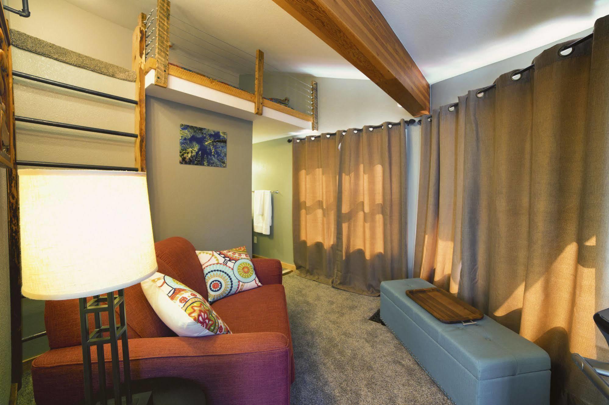 Ski Inn Girdwood Exterior foto