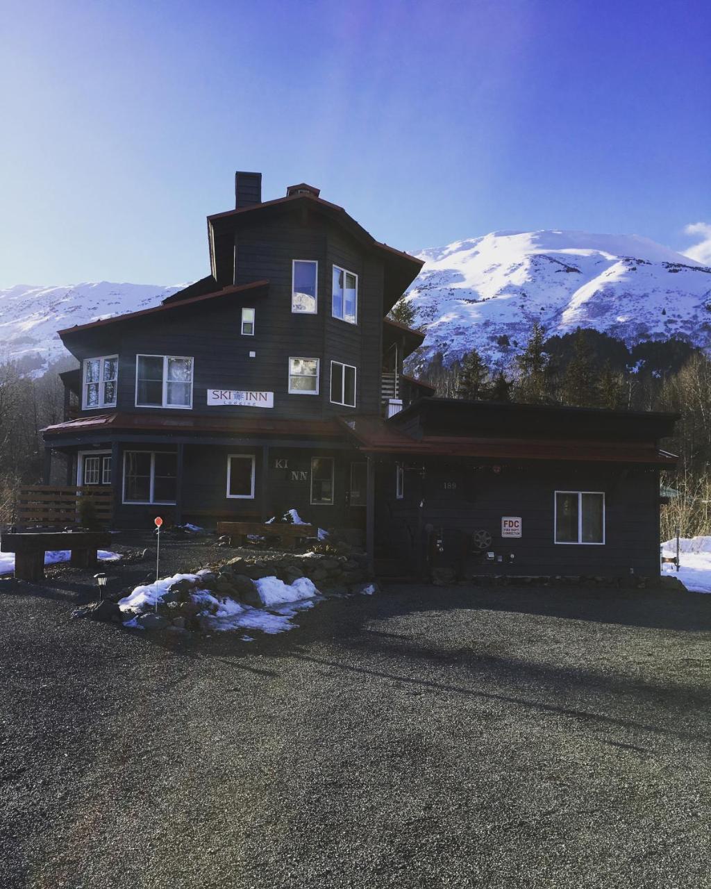 Ski Inn Girdwood Exterior foto